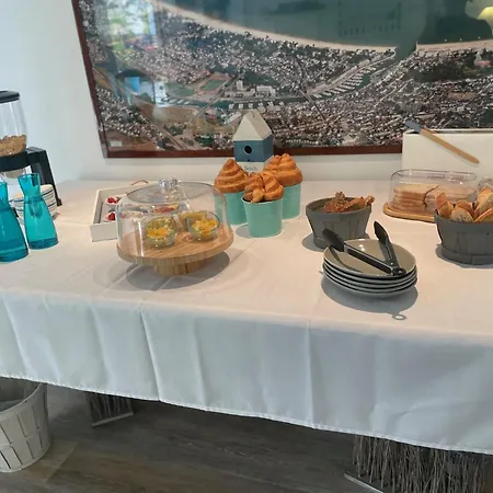 Pensionat La Maison Au-dessus Des Voiles 3*