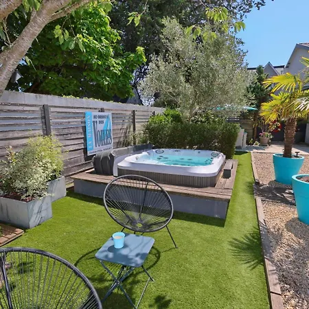 Gasthuis La Maison Au-dessus Des Voiles