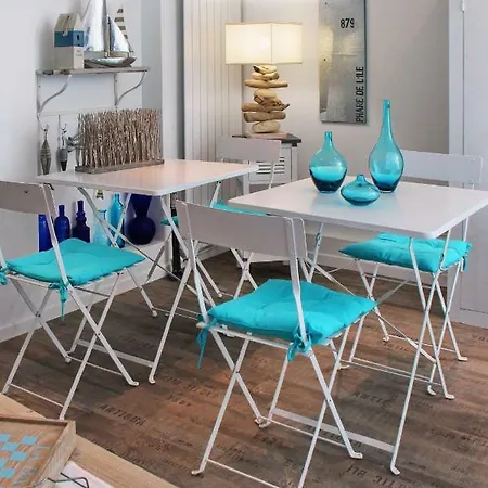 La Maison Au-dessus Des Voiles