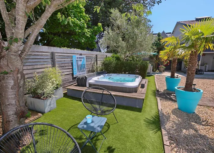 Gasthuis La Maison Au-dessus Des Voiles