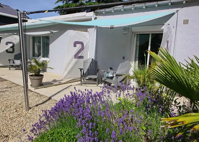 Maison d'hôtes La Maison Au-dessus Des Voiles 3*